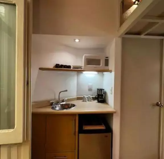 San Rafa  Home Office Suites