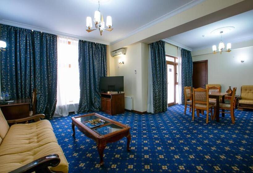 هتل Afra Oghuz Mountain Resort