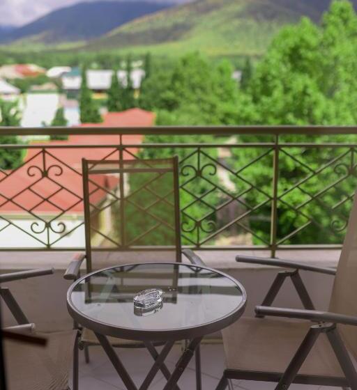 هتل Afra Oghuz Mountain Resort