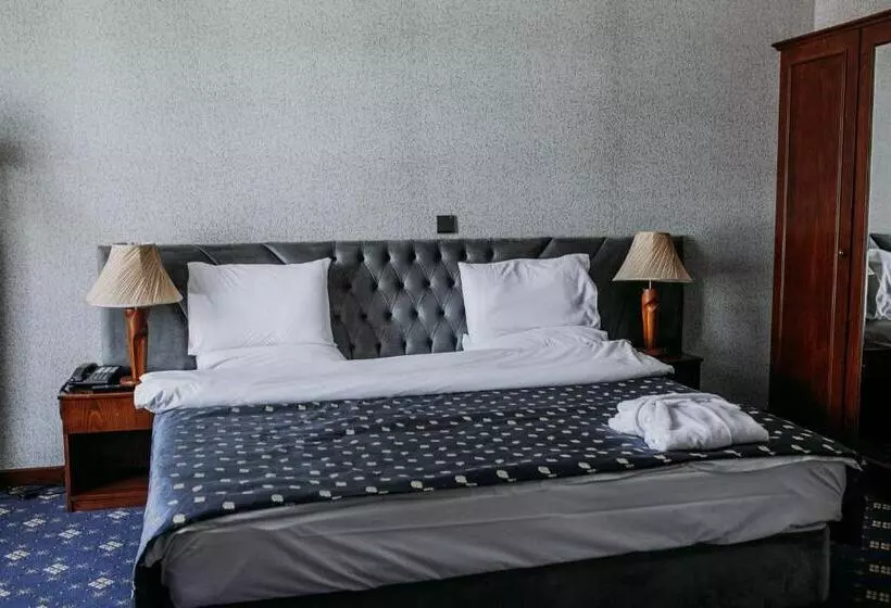 هتل Afra Oghuz Mountain Resort