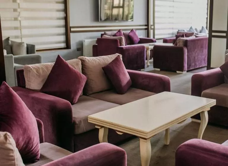 هتل Afra Oghuz Mountain Resort