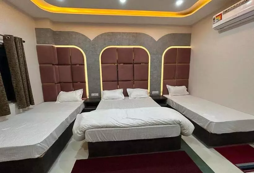 Retkeilymaja Kesar Chitrakoot