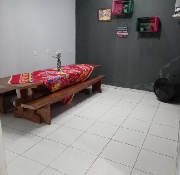 هاستل Suites Econômicas Beto Carreiro Word