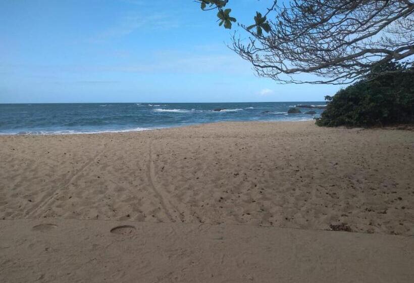 هاستل Suites Econômicas Beto Carreiro Word