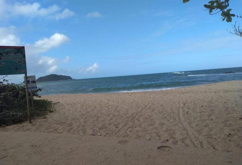 هاستل Suites Econômicas Beto Carreiro Word