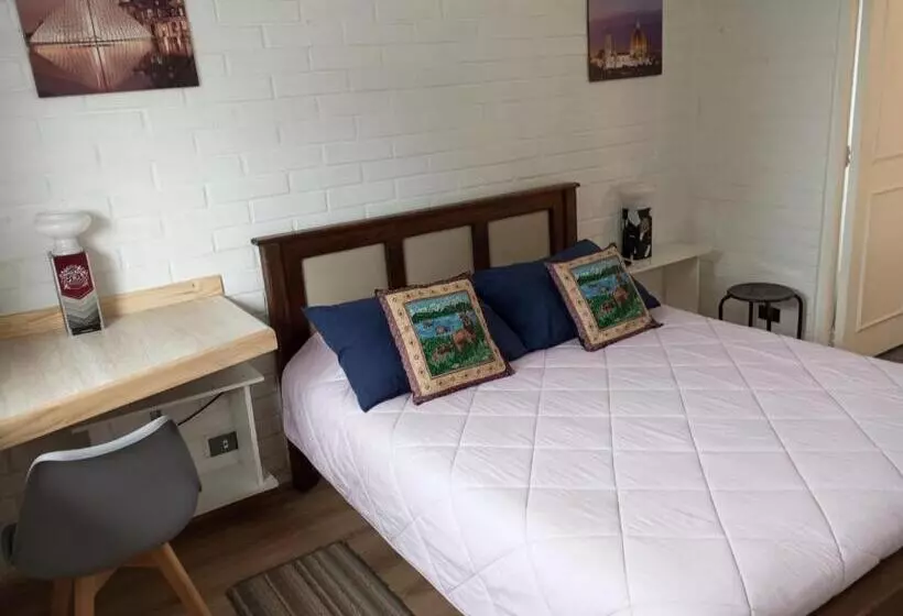 Aamiaismajoitus (B&B) Hostal Rucatremo