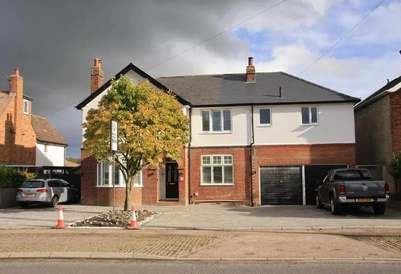 Aamiaismajoitus (B&B) Magnolia House