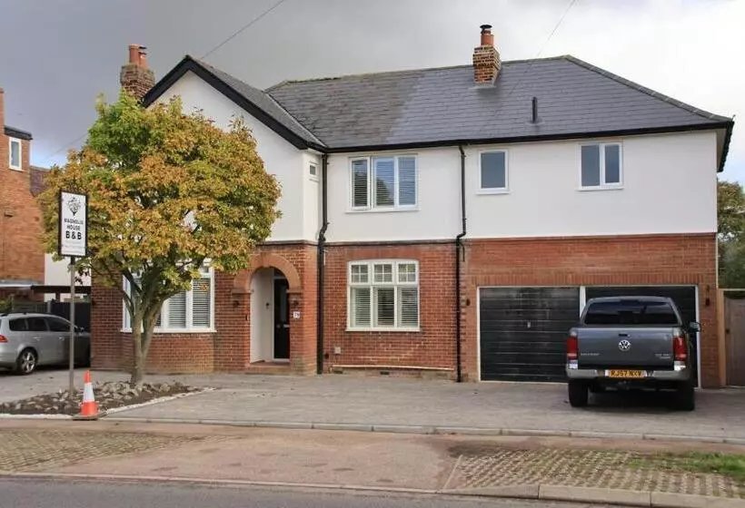 Aamiaismajoitus (B&B) Magnolia House