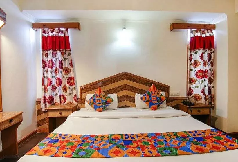 Fabhotel Prini Inn