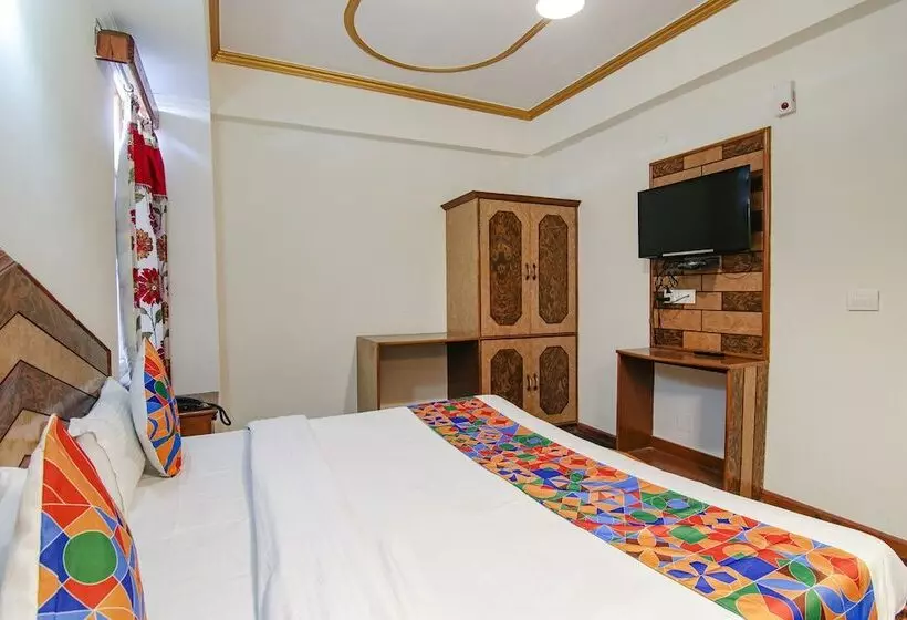 Fabhotel Prini Inn