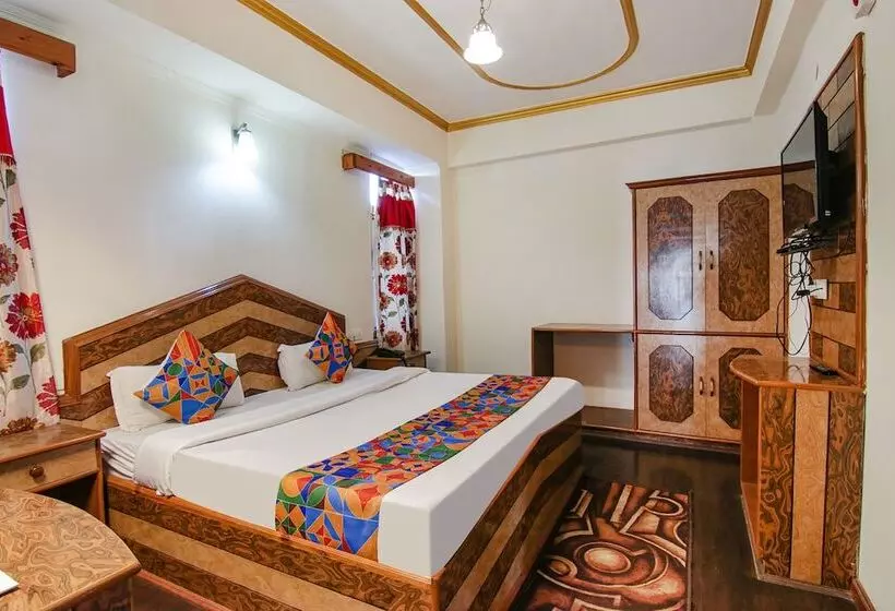 Fabhotel Prini Inn