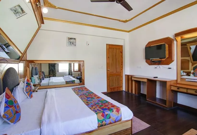 Fabhotel Prini Inn