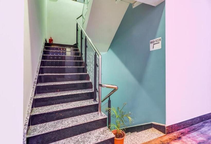 Flagship Hotel New Era