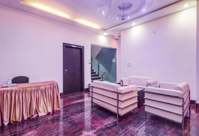 Flagship Hotel New Era