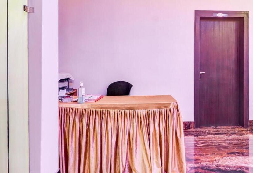 Flagship Hotel New Era