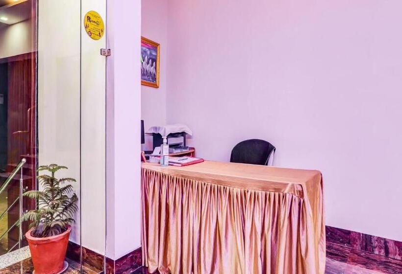 Flagship Hotel New Era