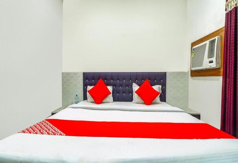 Flagship Hotel New Era