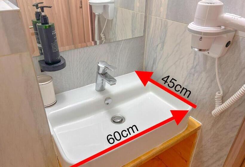 هتل Aurora Rooms 290m From Aqua Park