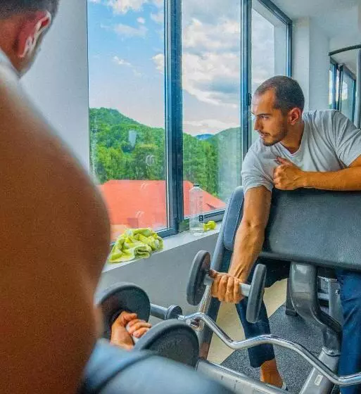 Hotelli Aurora Rooms   290m From Aqua Park