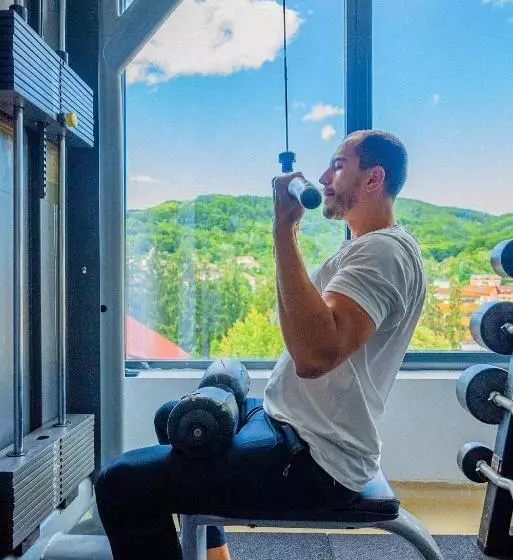 Hotelli Aurora Rooms   290m From Aqua Park