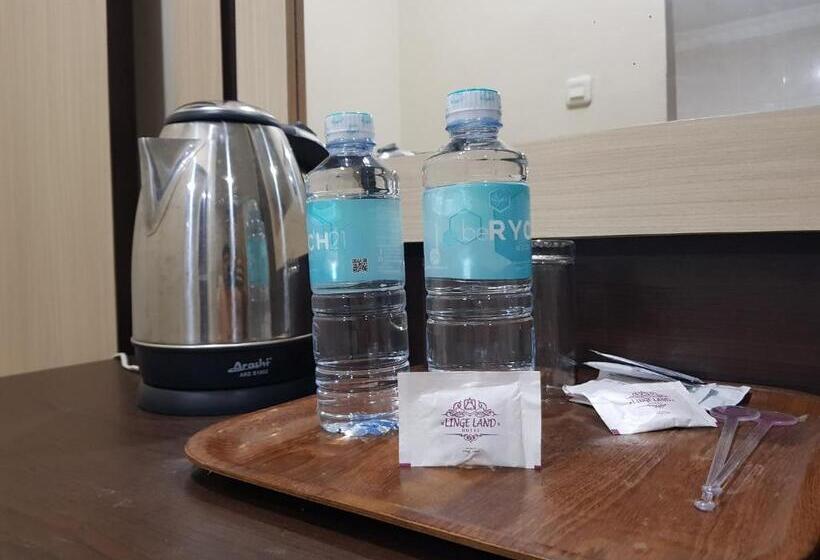 Hotel Capital O 93263 Linge Land