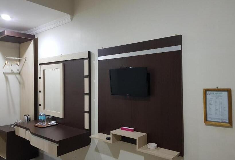 Hotel Capital O 93263 Linge Land