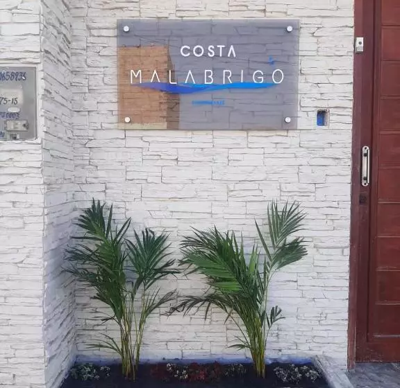 ホテル Hospedaje Costa Malabrigo