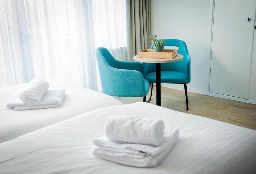 ホテル La Source Epen