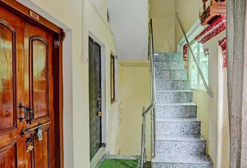ホテル Oyo Flagship Manjushree P Guest House
