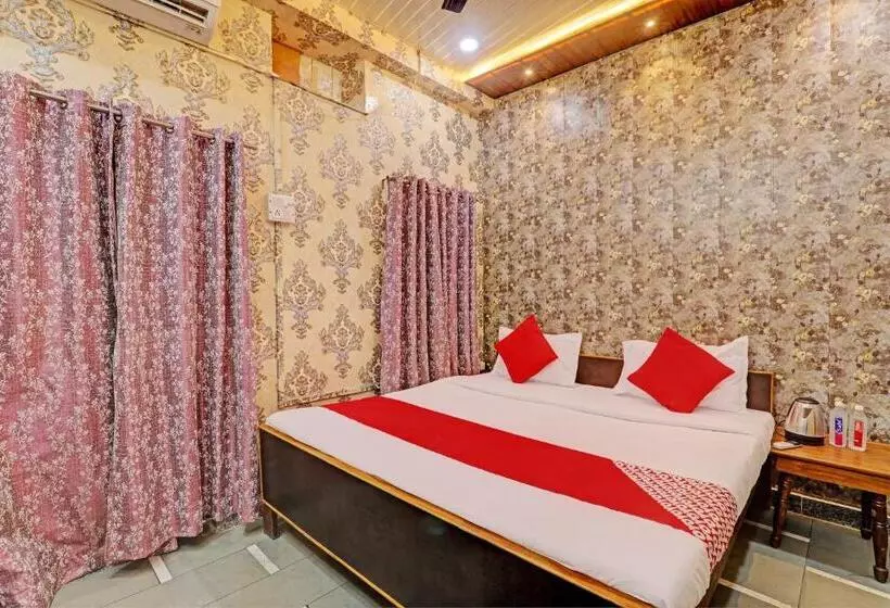 ホテル Oyo Flagship Manjushree P Guest House