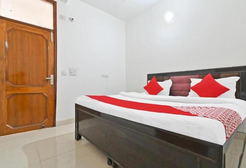 ホテル Oyo Gs Guest House