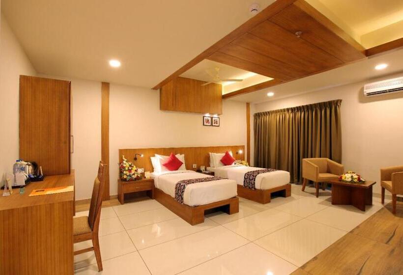 Hotel Tee Cee Restaurant