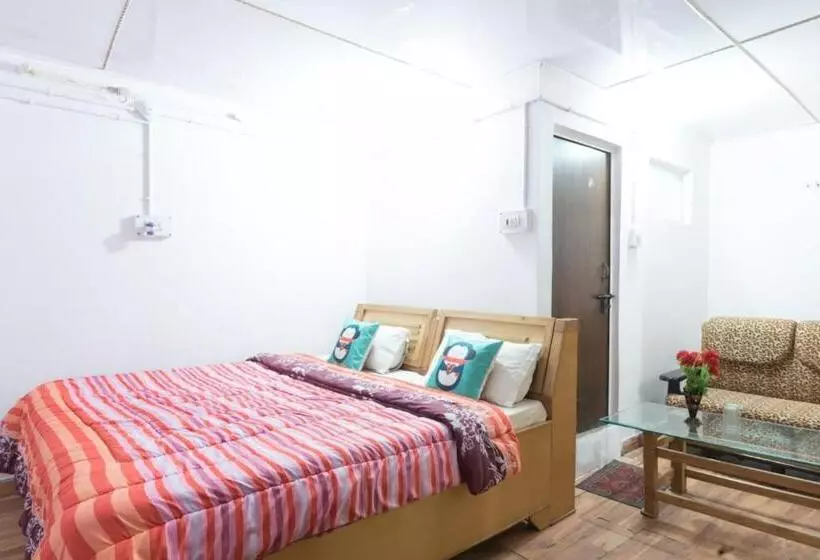 Kalindi Nature Resort Lakhamandal