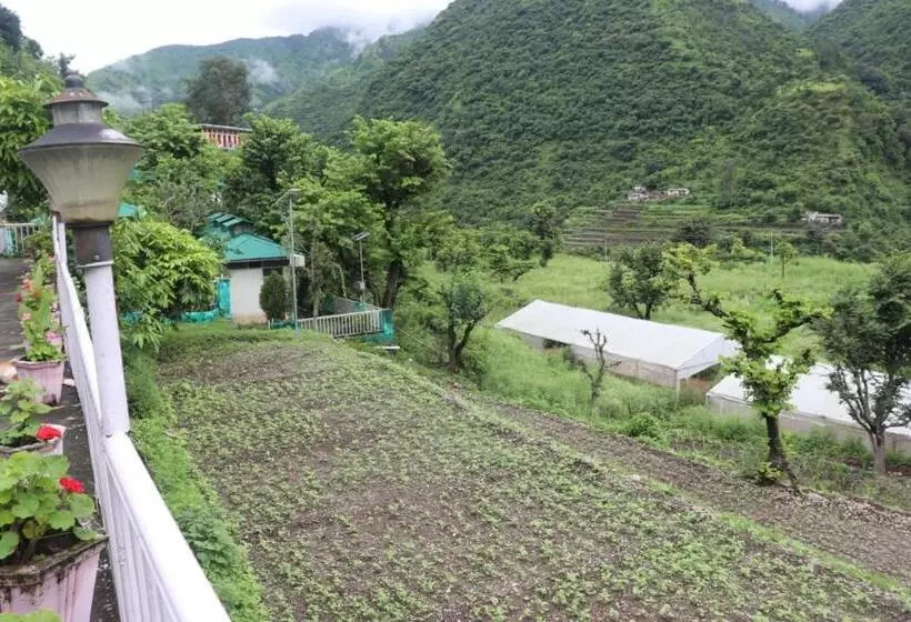 Kalindi Nature Resort Lakhamandal