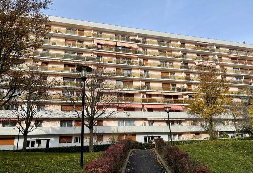 Пансион Chambre Privée en Colocation Dans Un Appartement Au Centre De Rillieux La Pape