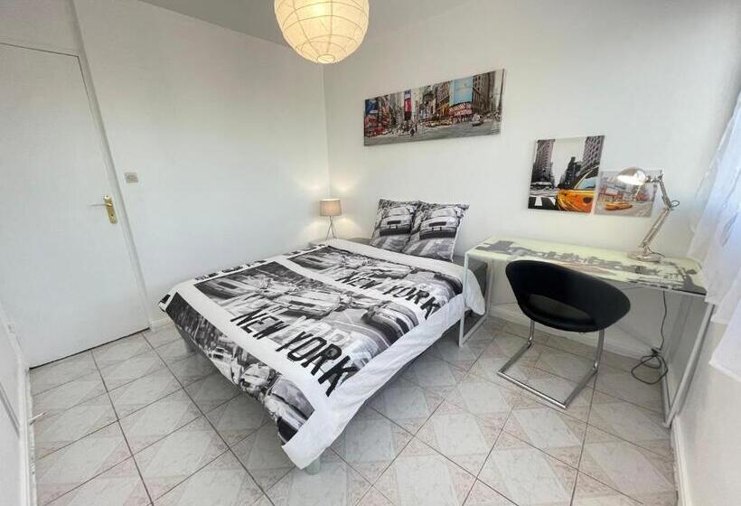 Пансион Chambre Privée en Colocation Dans Un Appartement Au Centre De Rillieux La Pape