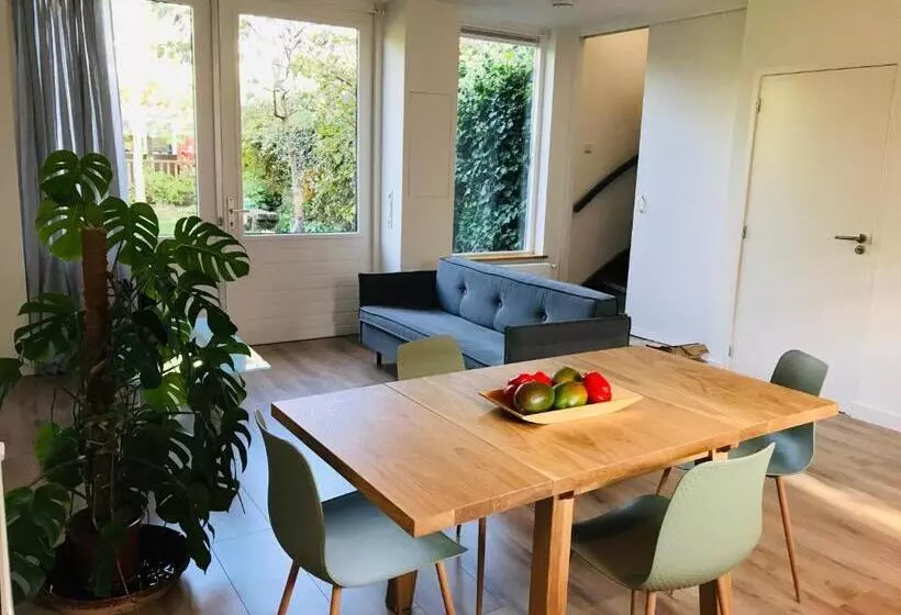 Majatalo Guest House Amersfoort Center