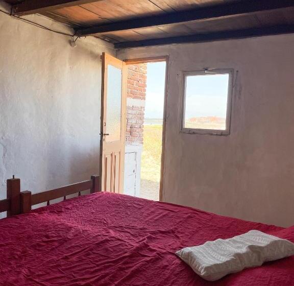 پانسیون La Pequeña Hostel