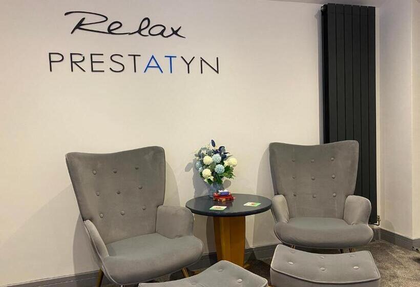 膳宿费 The Moores Castle Holiday Suites