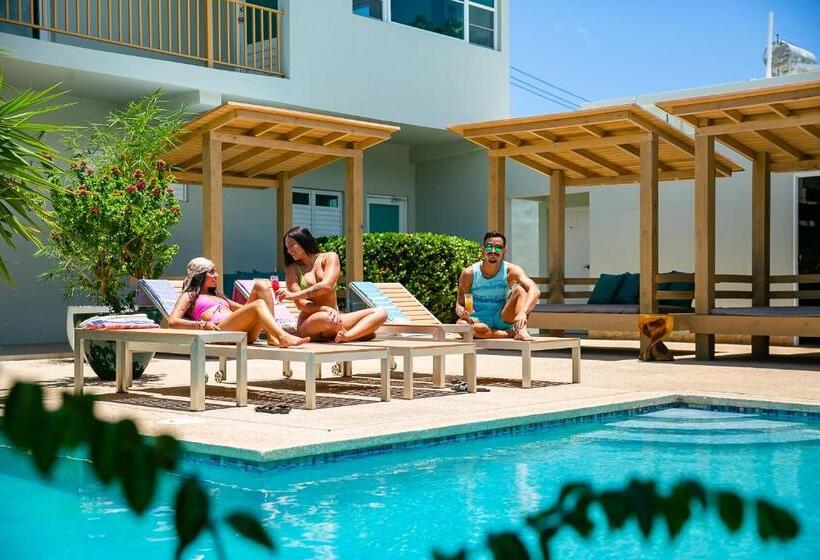 پانسیون Numero Uno Piñones