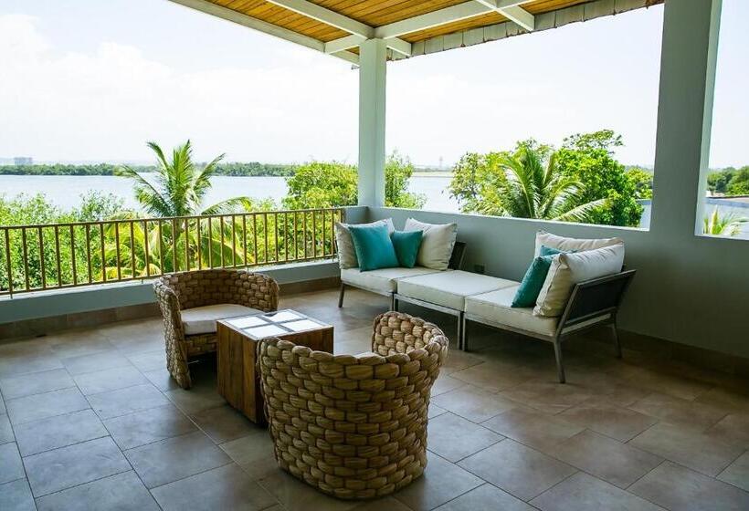 پانسیون Numero Uno Piñones