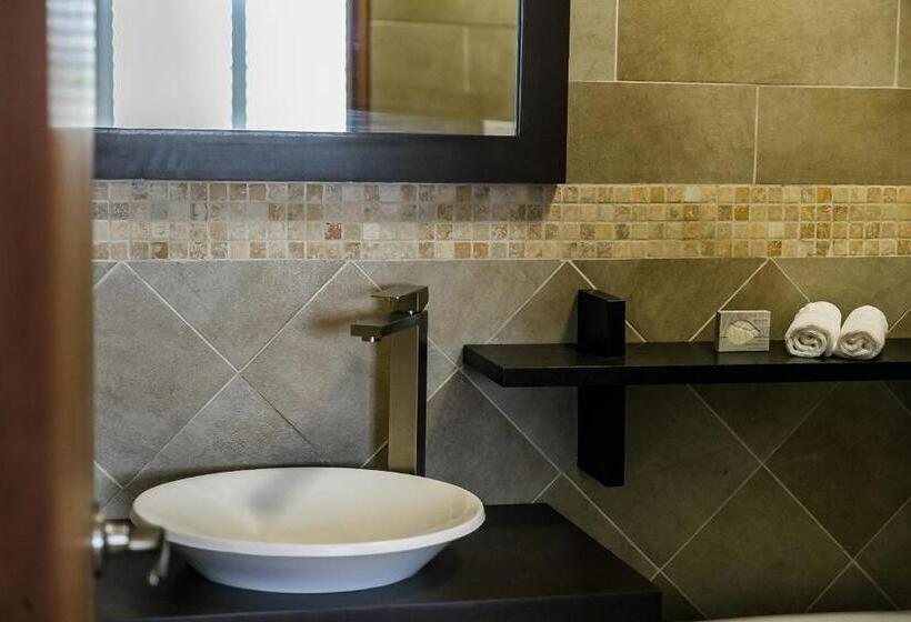 پانسیون Numero Uno Piñones