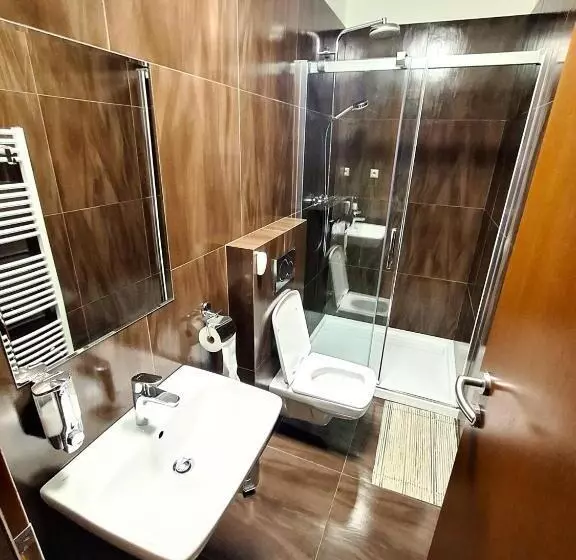 Majatalo Penzión Stavbet