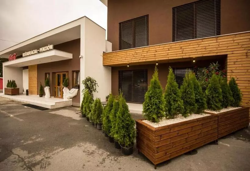 Majatalo Penzión Stavbet