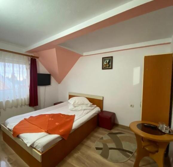 پانسیون Vila Diana