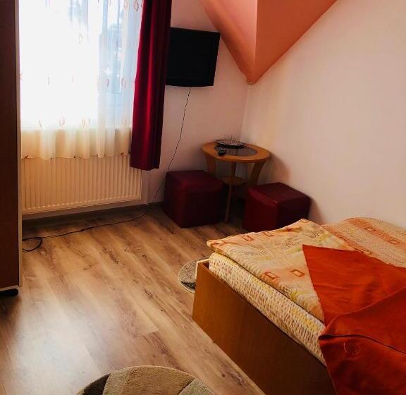 پانسیون Vila Diana