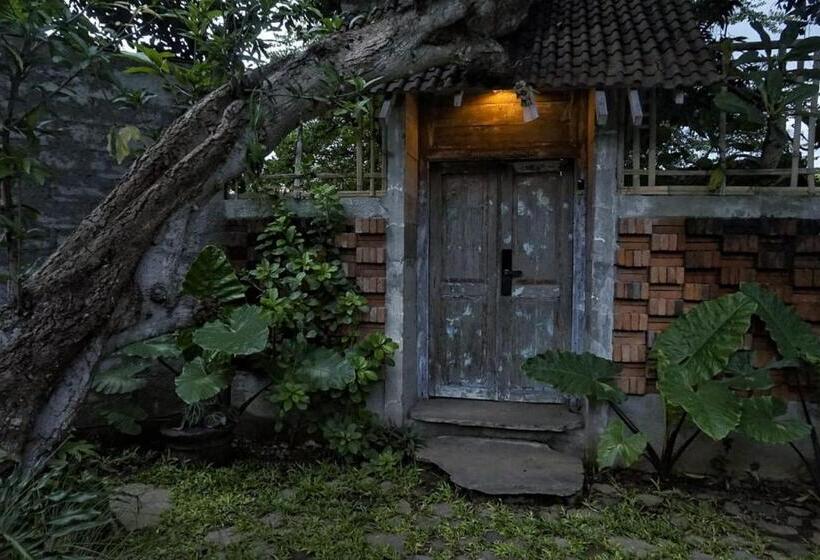 Пансион West Room At Semadi Living