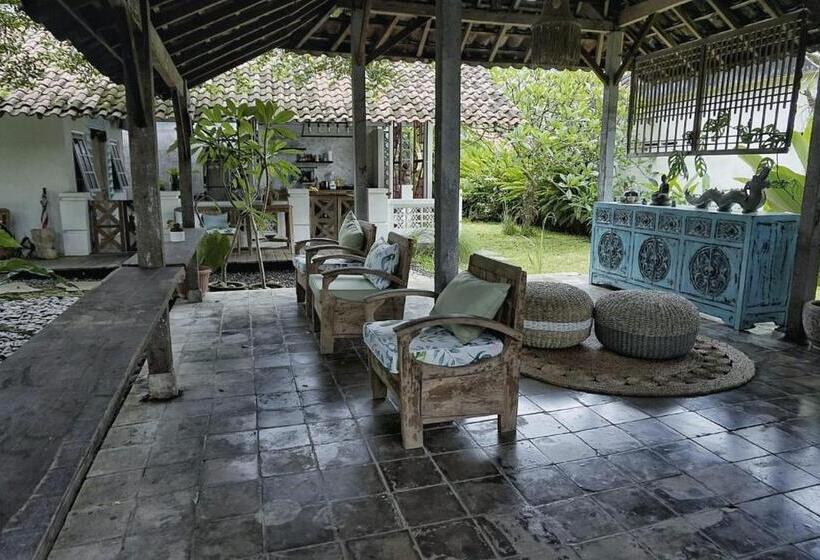 Пансион West Room At Semadi Living