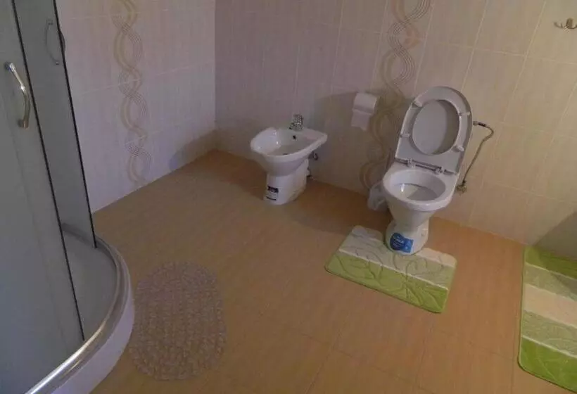 ユースホステル гостевая усадьба родовое гнездо