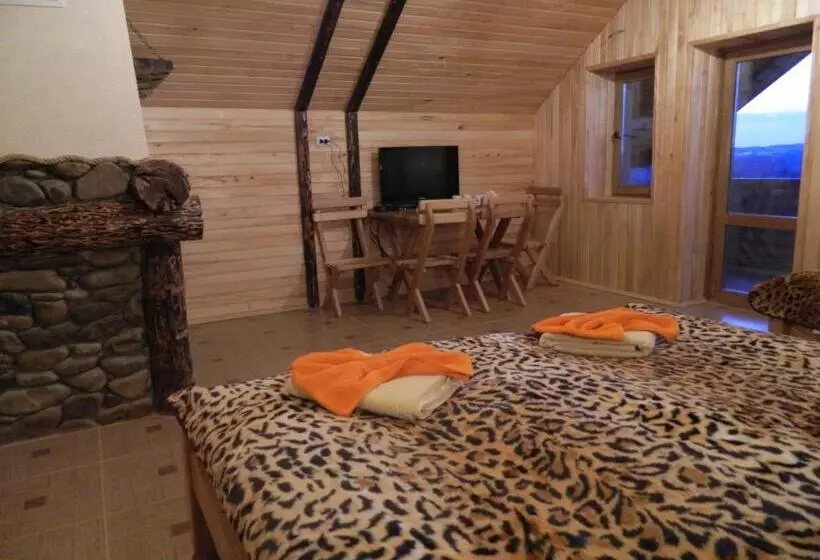 ユースホステル гостевая усадьба родовое гнездо